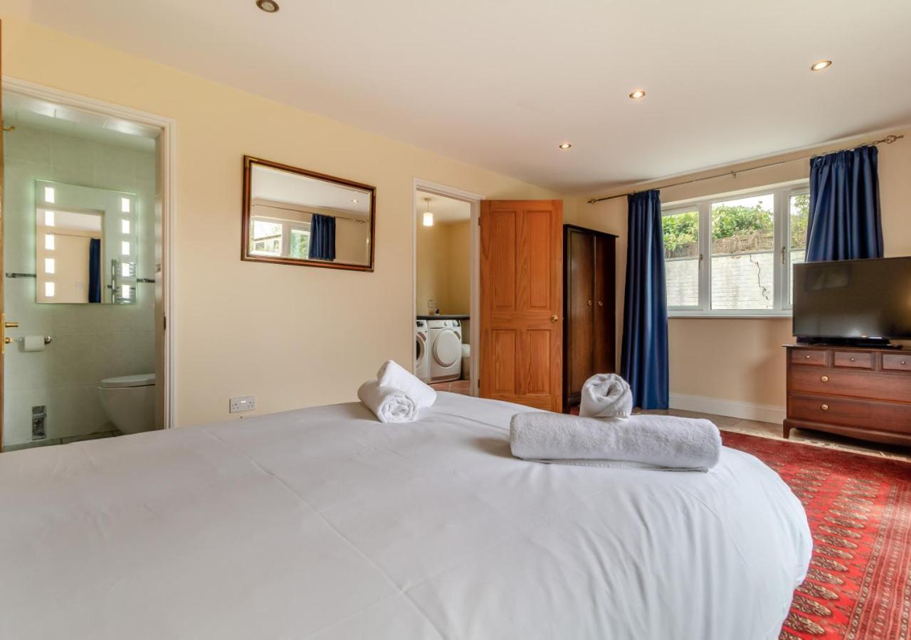 Вилла 39 London Road Хейлсуорт Экстерьер фото